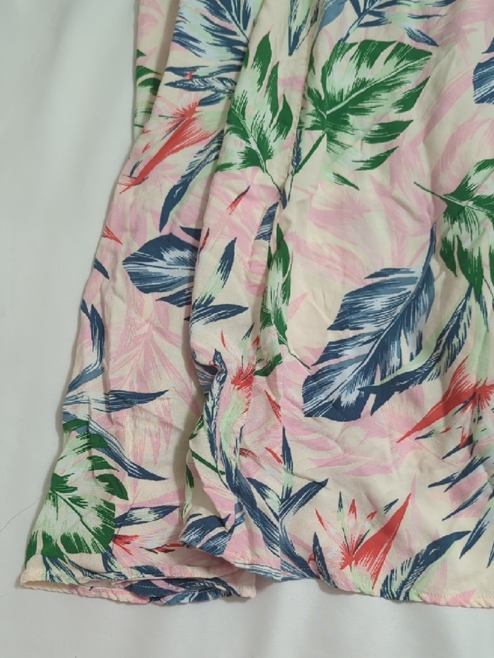 Torrid Sleeveless Trapeze Midi Dress, Color Tropical Leaves Size 4X - Picture 7 of 14